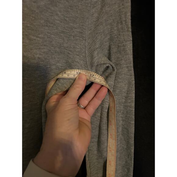 Victoria’s Secret PINK Women’s Large Gray Waffle Onesie Pajamas Snap Backdoor - Picture 4 of 4